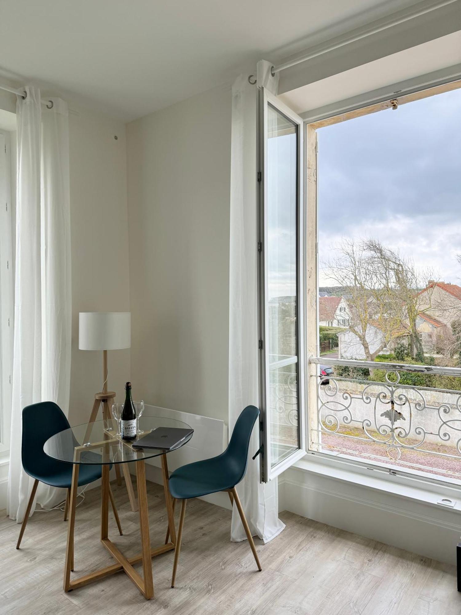 Sunny Apt On D-Day Beach With Parking Saint-Côme-de-Fresné Bagian luar foto