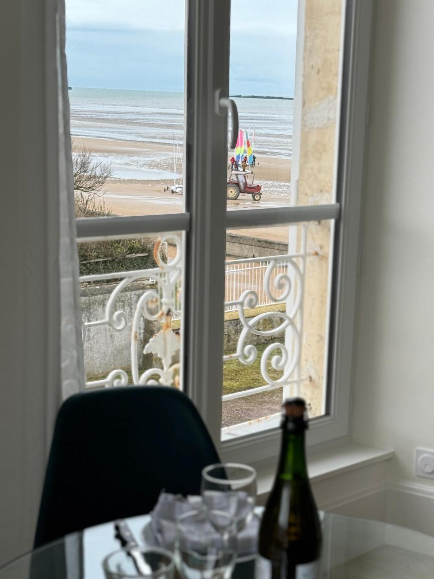 Sunny Apt On D-Day Beach With Parking Saint-Côme-de-Fresné Bagian luar foto